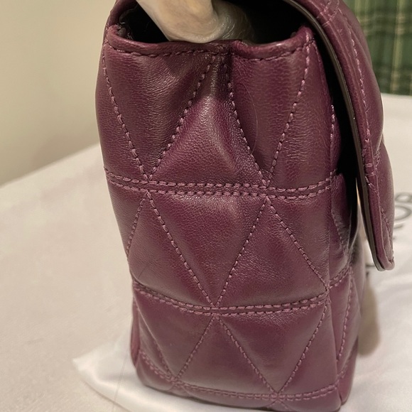 Michael Kors Gold chain and leather shoulder bag - Picture 5 of 13